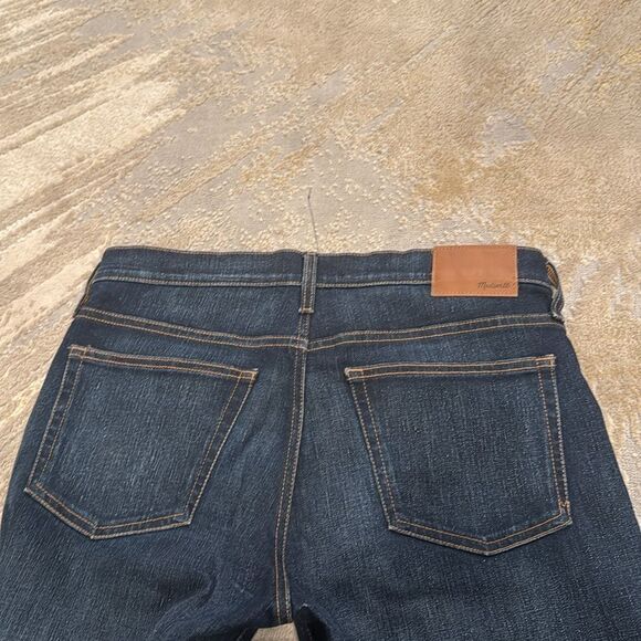 Madewell dark wash straight jeans size 33 by 32 in GUC - Picture 6 of 8